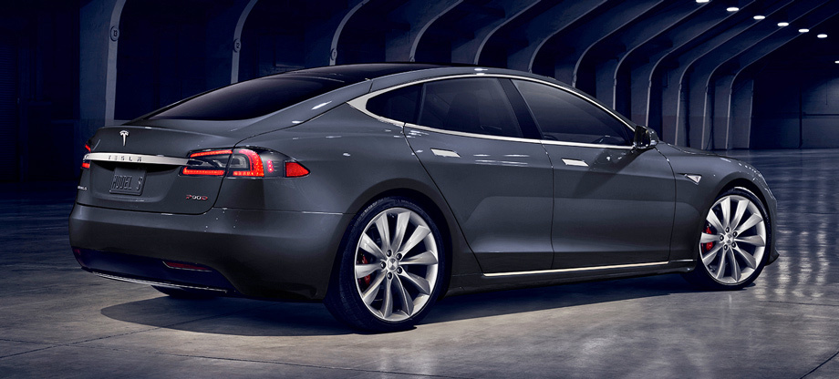 Электрокар Tesla Model S впервые преобразился внешне